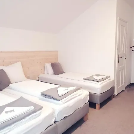 Panorama Birtok - Wellness Panzio, Konferencia Es Rendezvenykoezpont * Győrújbarát
